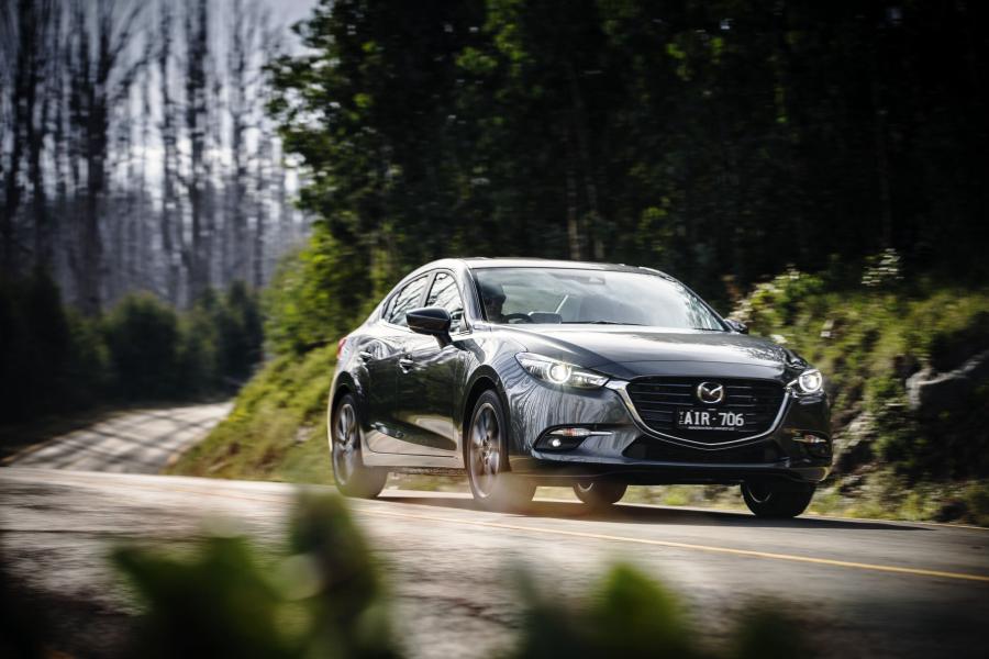  Mazda3 SP25 Astina Sedan (BM) 2016 года  (AU) (фото 6 из 56)